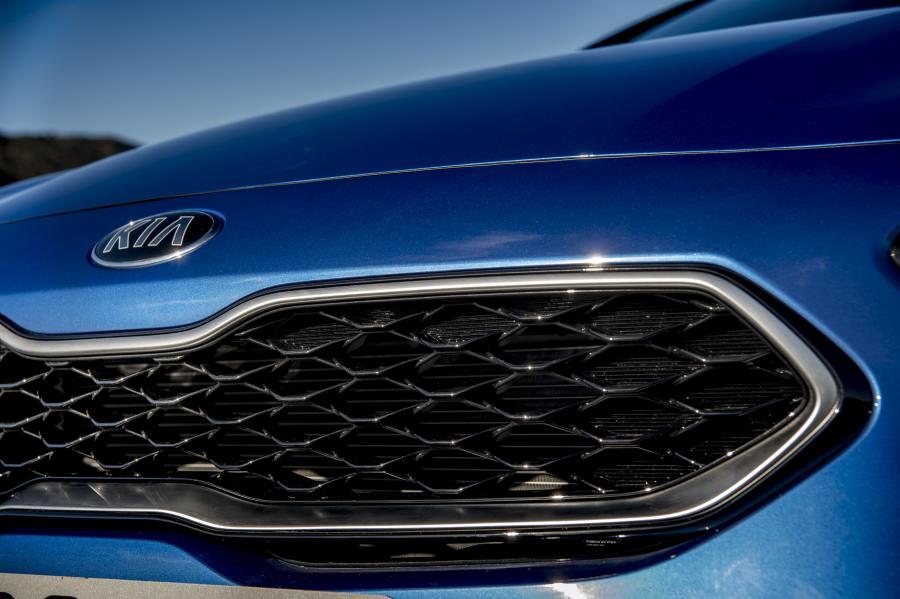 Детали экстерьера Kia ProCeed GT Line S 2019 года  (UK) (фото 32 из 41)